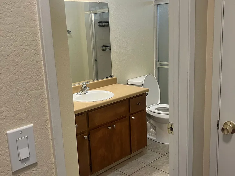 Glide Place Apartments — Photo 7