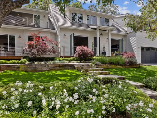 2443 Stafford Rd, Thousand Oaks, CA 91361