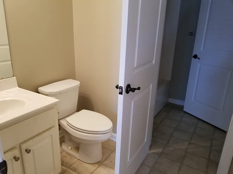 239 N Main St — Photo 9
