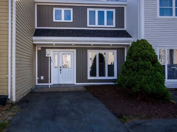 16 Woodford Drive, Mount Pearl, NL A1N2R5