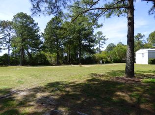 205 Snapper Ct, Hubert, NC 28539