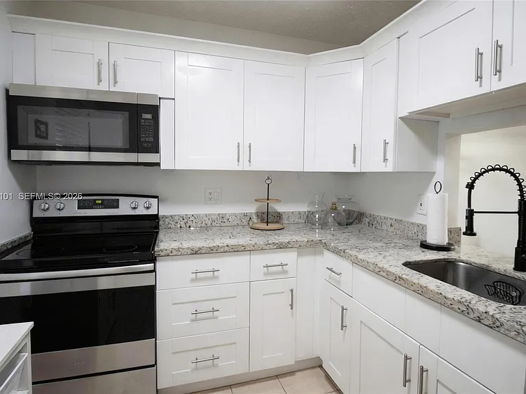 6020 NW 64th Ave #108 — Photo 5