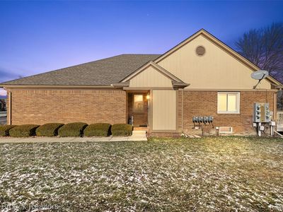 46784 Country Ln, Macomb, MI, 48044