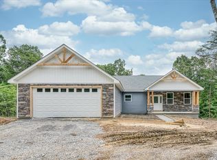 698 N Lake Trl, Monterey, TN 38574