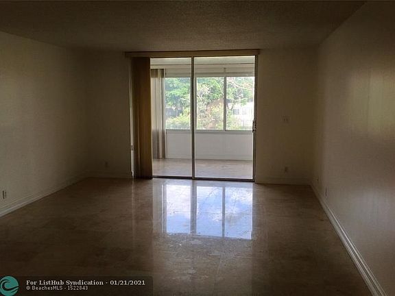 2nd image of 480 NW 76th Ave APT 302