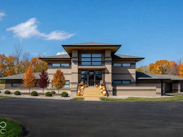 5352 State Road 144, Greenwood, IN 46143