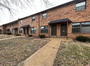 1001 Belle Valley Dr #4, Belleville, IL 62220