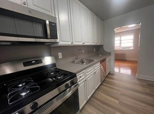 67-13 Cloverdale Blvd #A, Oakland Gardens, NY 11364