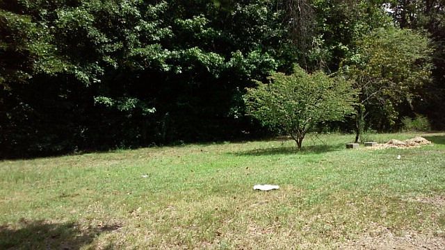 2nd image of 823 Heritage Cir