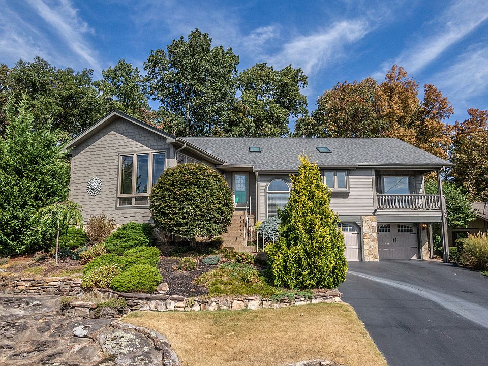 1st image of 349 Snead Dr