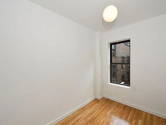 5th image of 240 W 15th St APT 32