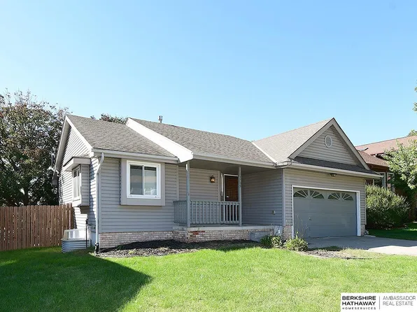 13705 Chandler St, Omaha, NE 68138