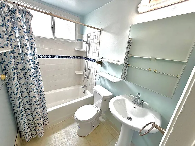 68 Crestline Ave — Photo 12