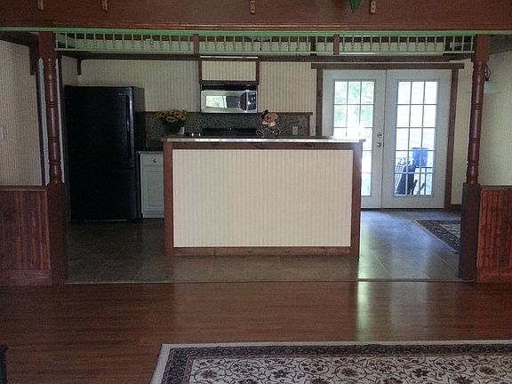3rd image of 30387 N Meadowbrook Ln