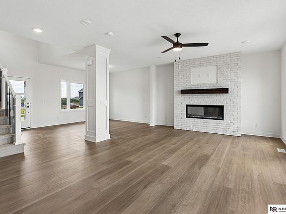 5th image of 10911 N 161st Ave