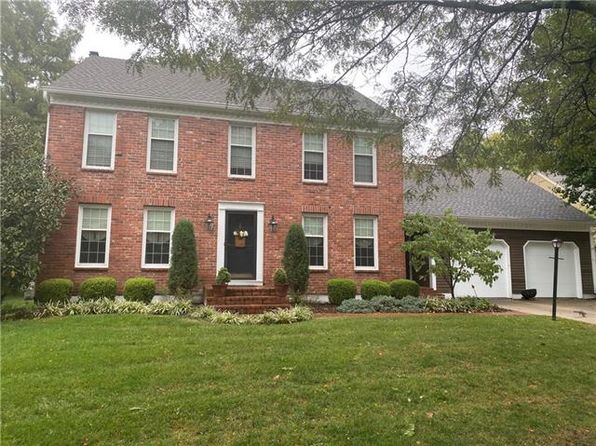 How Do I Sell My House? Everything You Need to Know - Clever Real Estate