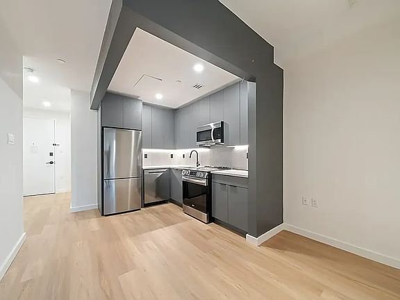 5th image of 931 Carroll St #Cph11