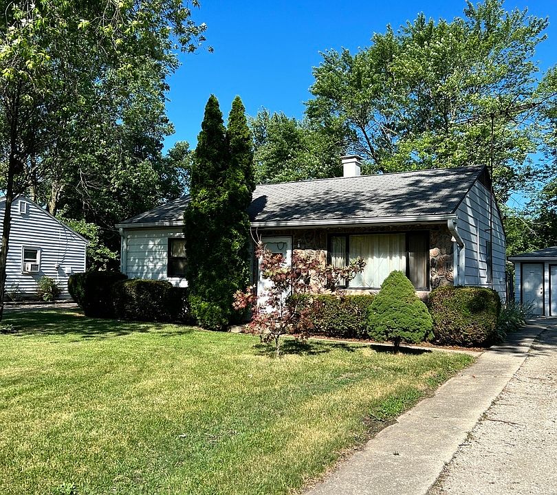 1st image of 209 S Hammes Ave