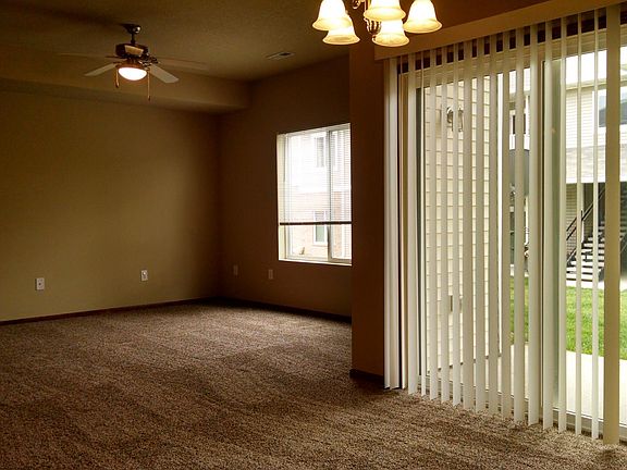 4th image of 6030 Bremen Ct