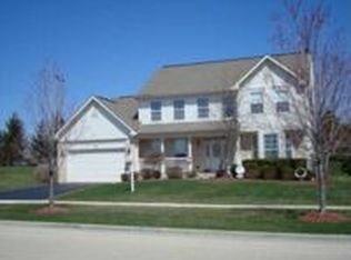 815 Commons Rd, Naperville, IL 60563