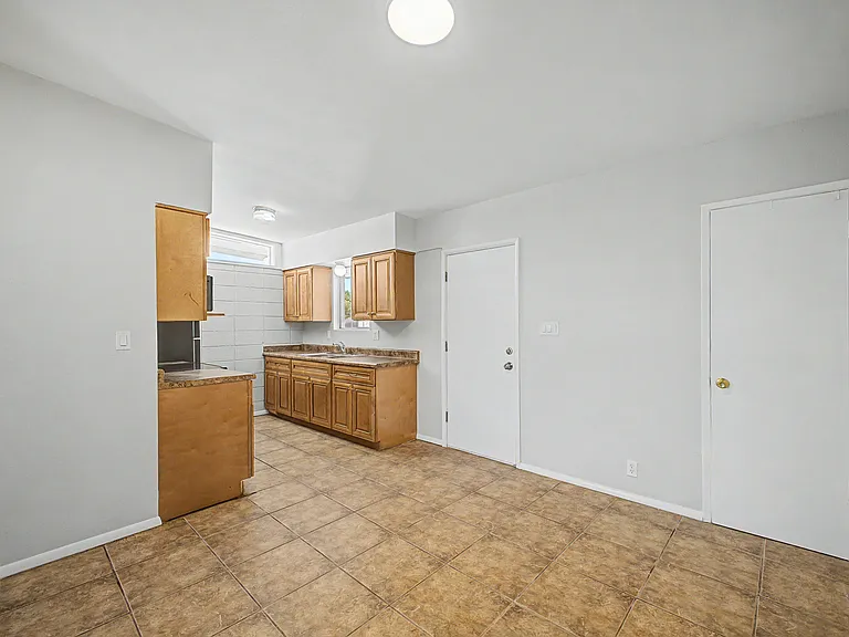 3543 W Puget Ave — Photo 6