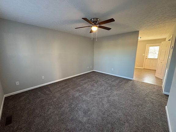 3rd image of 416 Lincoln Ct