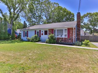 15 Priscilla St, East Falmouth, MA 02536
