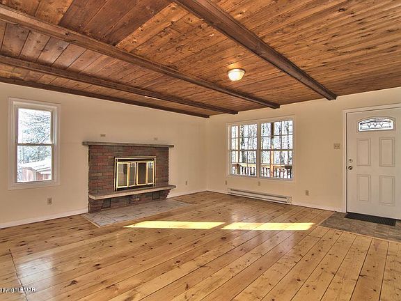 5th image of 3469 Farview Dr