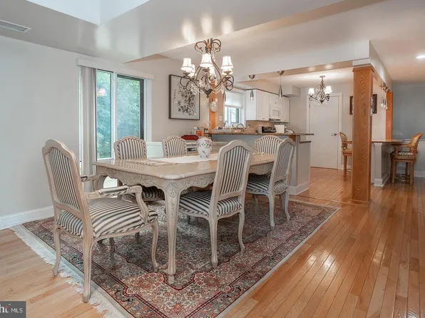 1750 Oakwood Ter APT 16I, Narberth, PA 19072