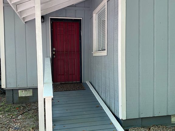 Ramp for easy entrance
