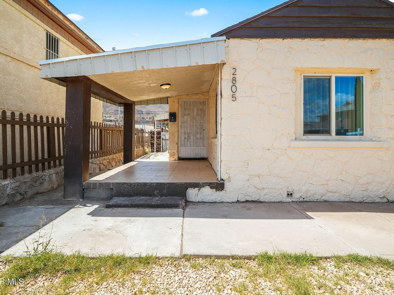 2 bed, 1.0 bath, 1040 sqft, $1,125 — Photo 3
