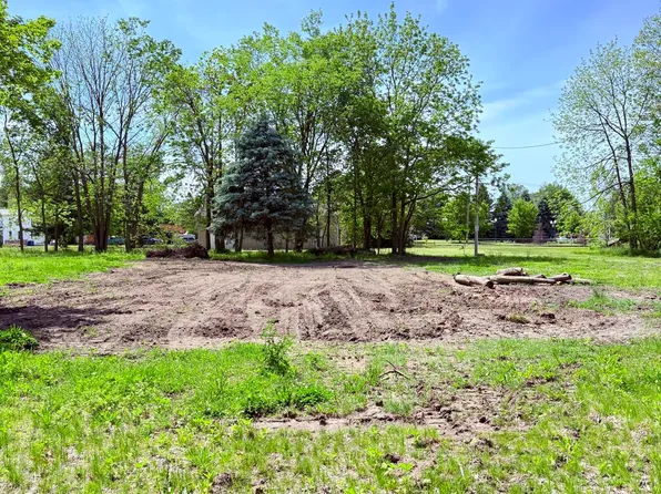 308 Rose St, Vicksburg, MI 49097