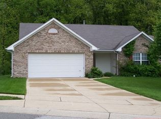 11903 Cedar Dr, Fishers, IN 46037