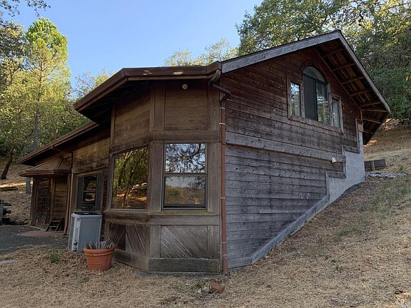 2nd image of 123 Deer Run Ln N