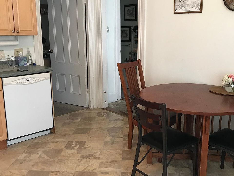 1st image of 1 Montrose St APT 2