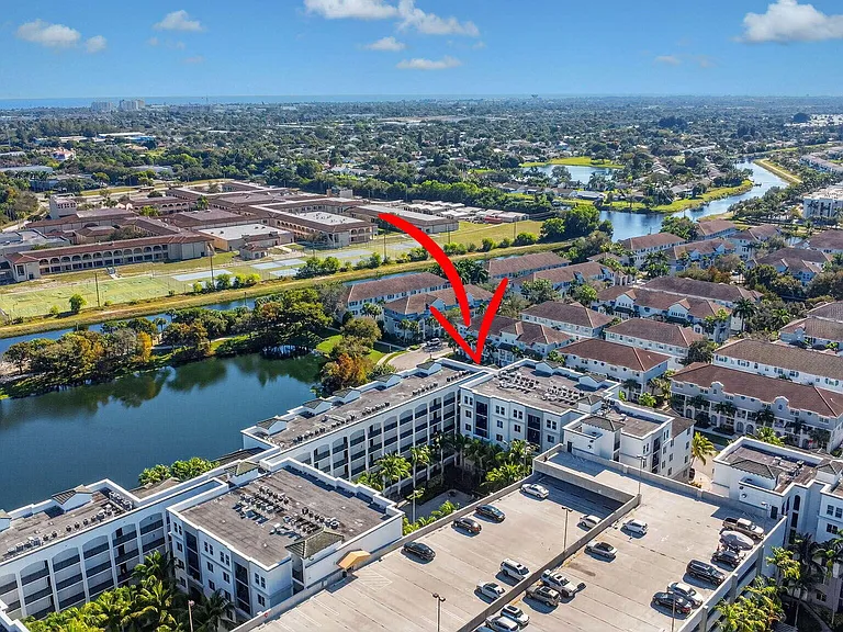 1660 Renaissance Commons Blvd #2517 — Photo 48