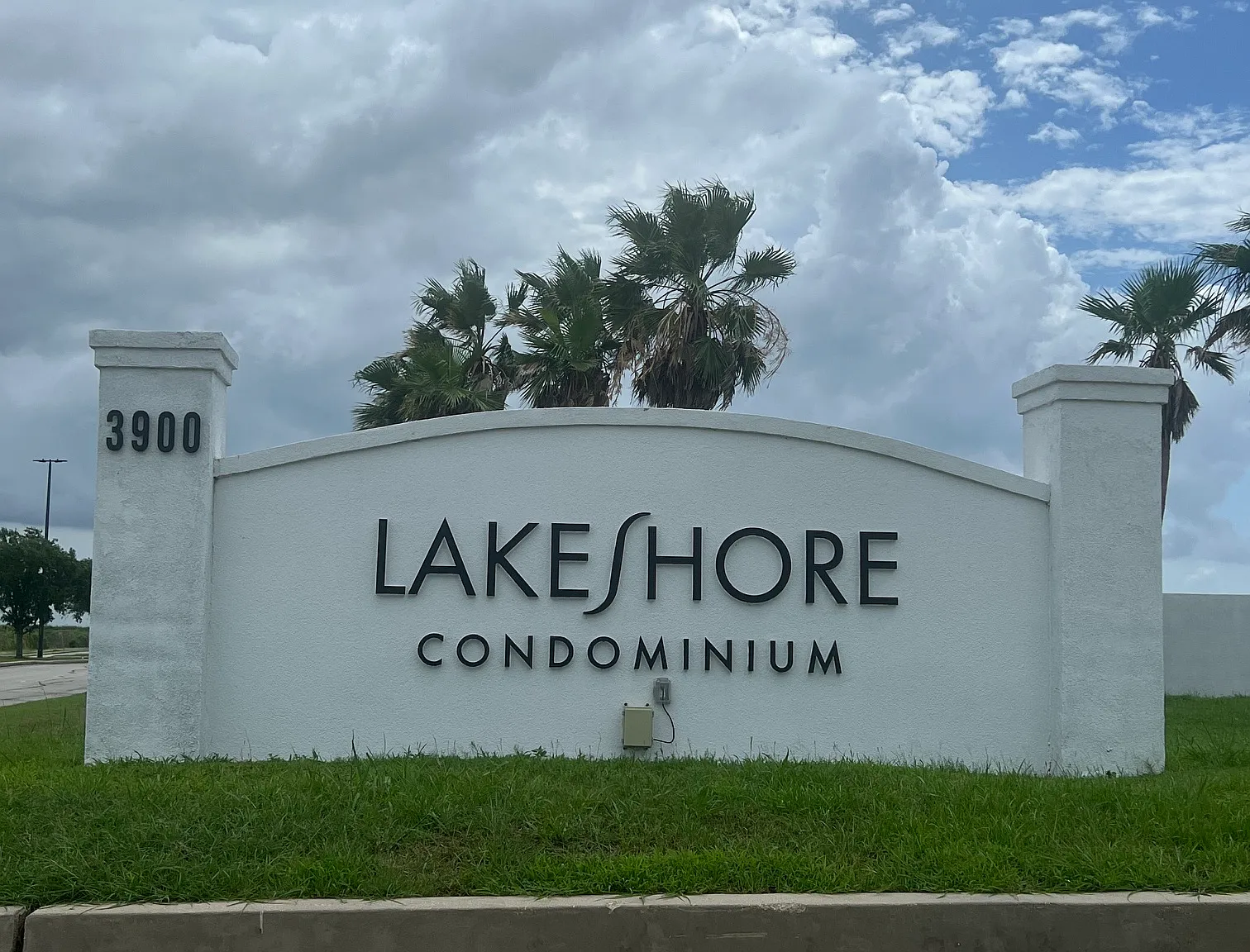 Lakeshore Condominium — Photo 1