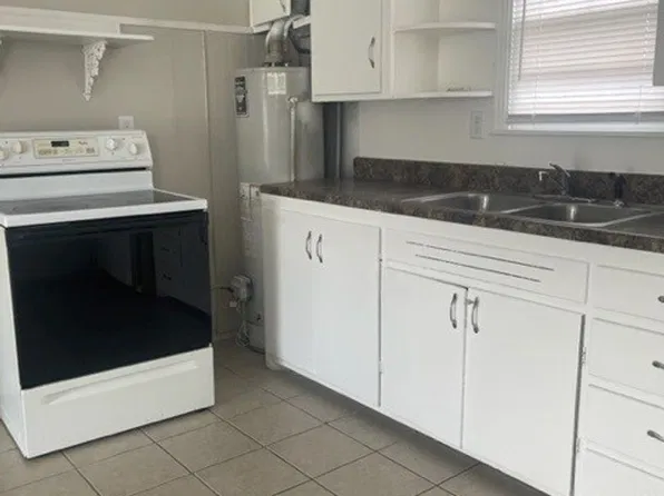 510 E Kinkaid St, Wichita, KS 67211
