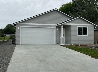1163 S New Oak Ln, East Wenatchee, WA 98802