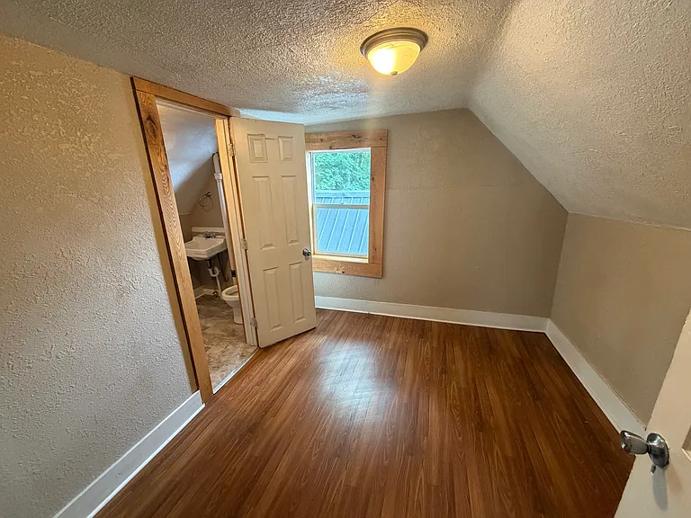 211 E High St #2 — Photo 3