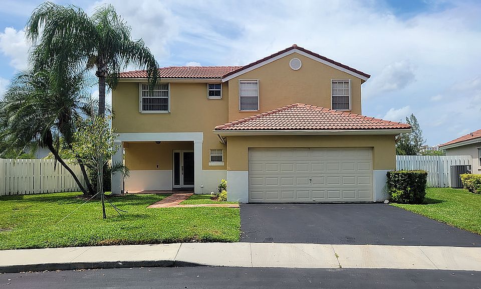 1st image of 13361 NW 13th St