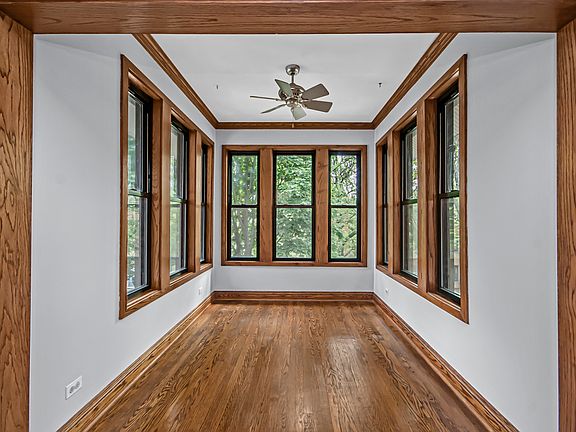 5th image of 7640 N Greenview Ave #3S