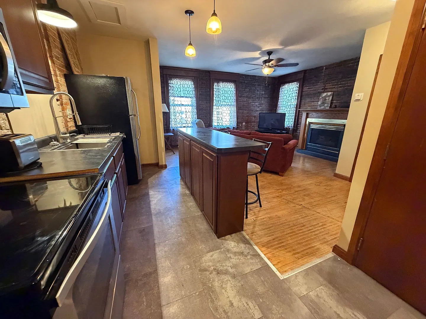 Furnished or Unfurnished Apartment in Downtown Tomah, Minutes from Fort McCoy — Photo 1