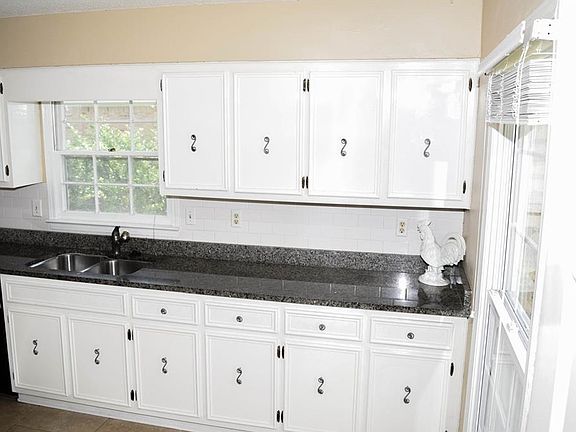 4th image of 5761 Kingston Ct