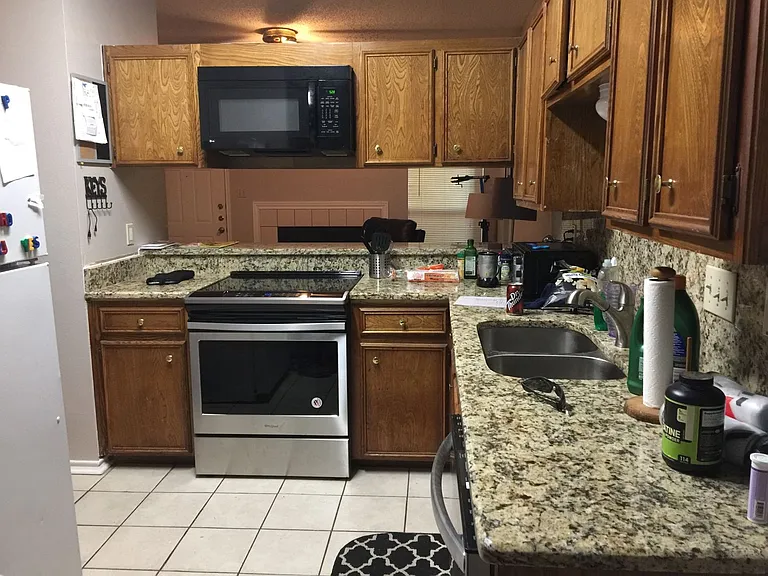 2414 Longview St #205 — Photo 8