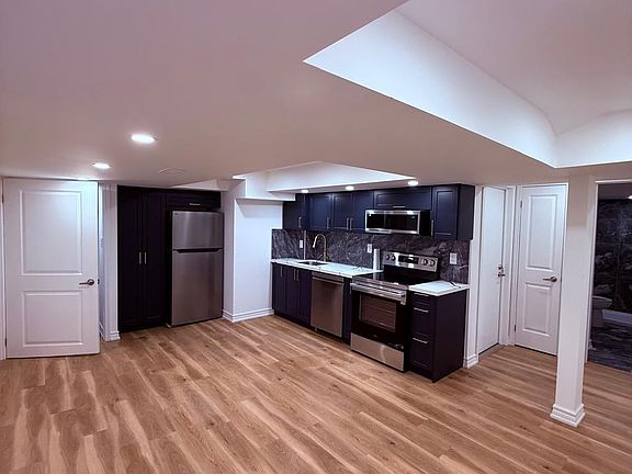 4th image of 1033 Trailsview Ave #Basement