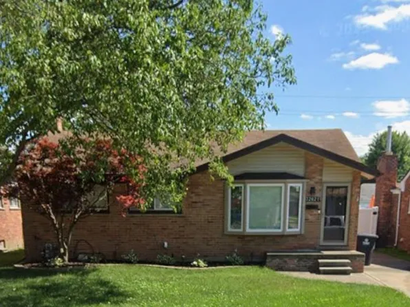 32021 Grandview Ave, Westland, MI 48186