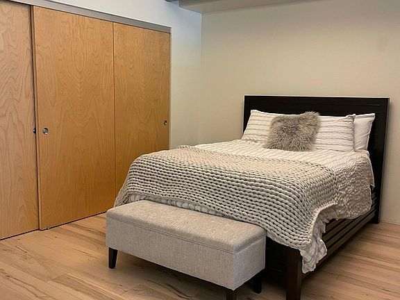 5th image of 1111 S Grand Ave APT 705
