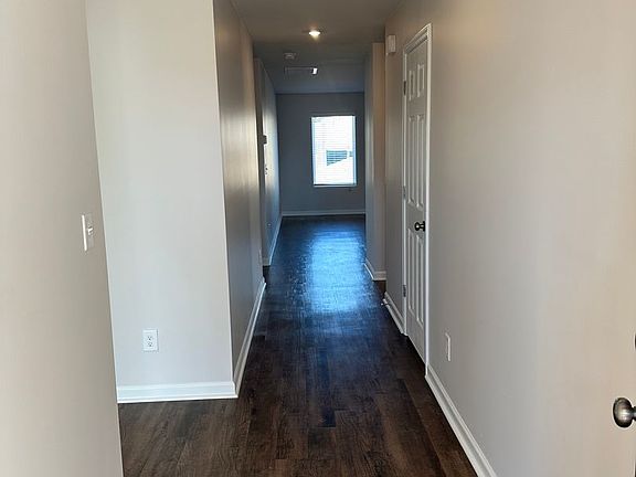 4th image of 129 Coleman Way