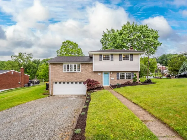 930 Havenwood Dr, Bethel Park, PA 15102